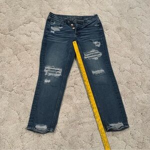 American Eagle cropped jeans